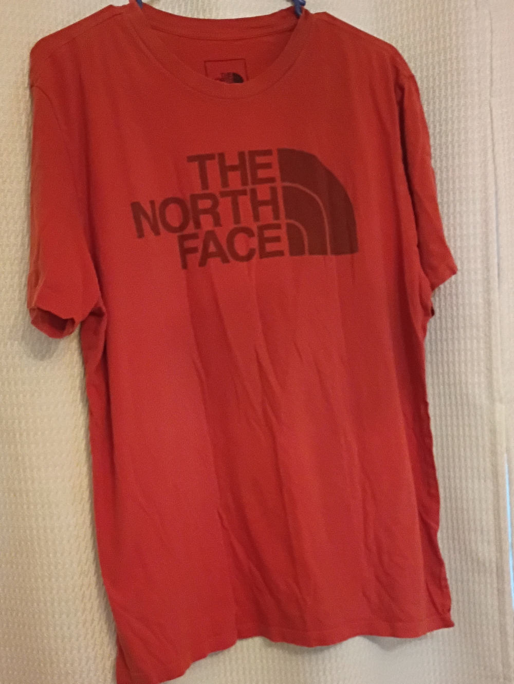 The North Face Men's Short Sleeve Logo Tee — Coral Red